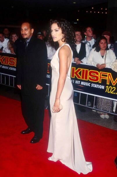 EKSKJÆRESTER: Her er Daniel Cruz og Jennifer Lopez avbildet under «Money Train»-premieren i 1995. Foto: NTB Scanpix EKSKJÆRESTER: Her er Daniel Cruz og Jennifer Lopez avbildet under «Money Train»-premieren i 1995. Foto: NTB Scanpix
